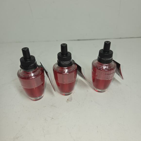 Bath & Body Works Scents Winter Candy Apple Fragrance Wallflowers Refills Scent - Picture 5 of 6